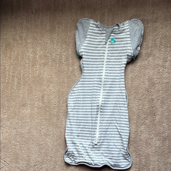 Love to Dream Swaddle Up Transition  Swaddle - Picture 3 of 4